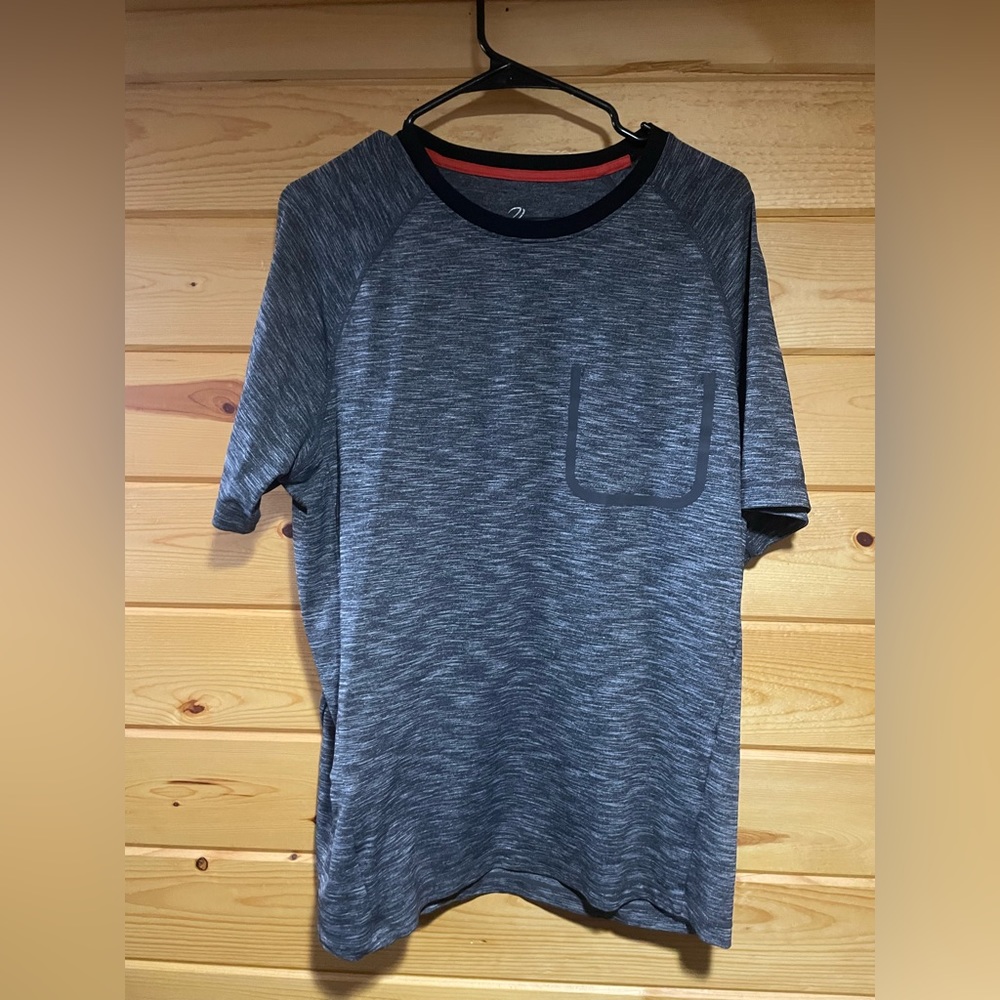 MPG Sport men’s pocket T-shirt